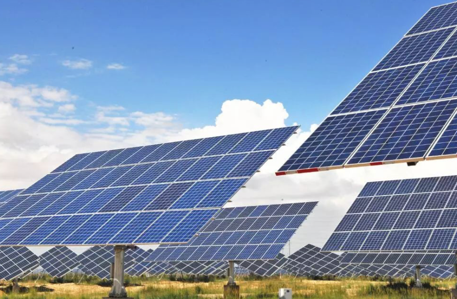 Derniers blogs de l'entreprise sur Guide de maintenance des entraînements de suiveurs solaires : Comment améliorer la fiabilité et prolonger la durée de vie